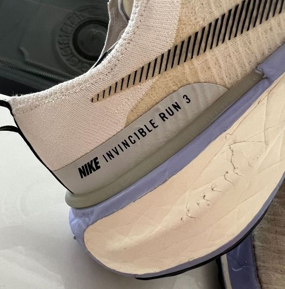 ขายถูก Nike Invincible Run 3 size 40.5/255cm ของแท้ 100% สภาพดี นุ่มเบาใส่สบาย รูปที่ 11