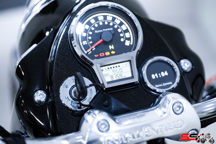 ROYAL ENFIELD CLASSIC 650 TWIN สีพิเศษโครมดำ ปี2026 วิ่งน้อย 800km ไมล์แท้ มือเดียว ท่อคู่ RHINO RACING รถสวยมากสภาพป้ายแดงไม่มีชนไม่มีล้ม รูปที่ 4