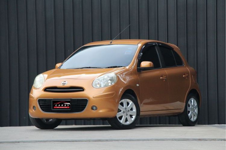 รถ Nissan March 1.2 E สี ส้ม