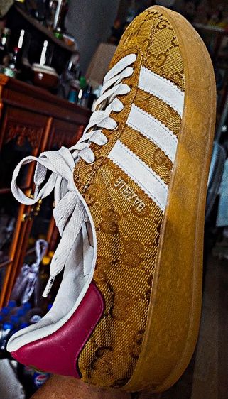 รองเท้า Gucci x Adidas Gazelle รูปที่ 4