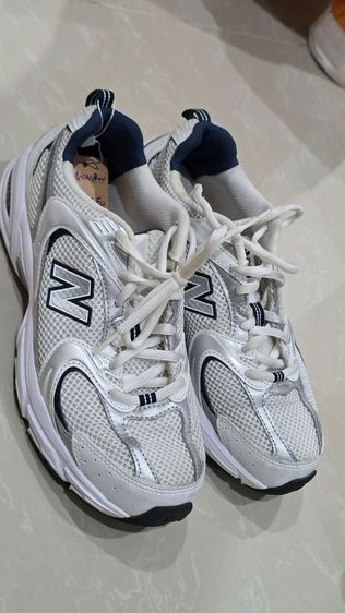 New Balance 530 (รหัสสีสุดฮิต MR530SG หรือสี White Silver Navy) รูปที่ 2