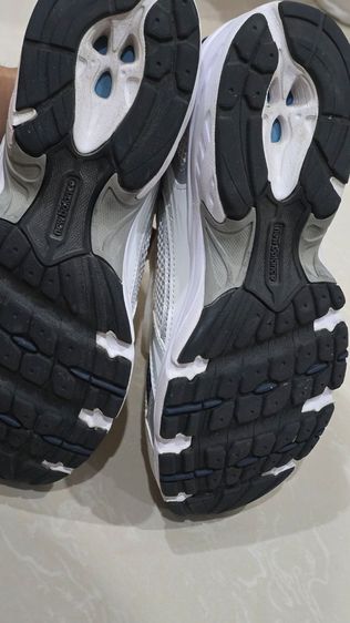 New Balance 530 (รหัสสีสุดฮิต MR530SG หรือสี White Silver Navy) รูปที่ 4