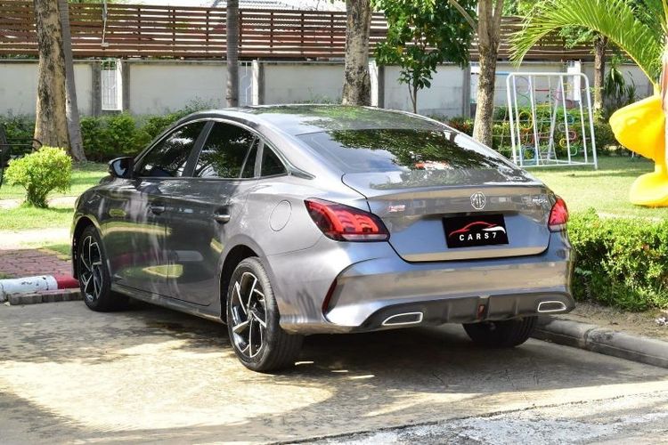 MG MG5 2021 1.5 D+ Sedan เบนซิน ไม่ติดแก๊ส เกียร์อัตโนมัติ เทา รูปที่ 3