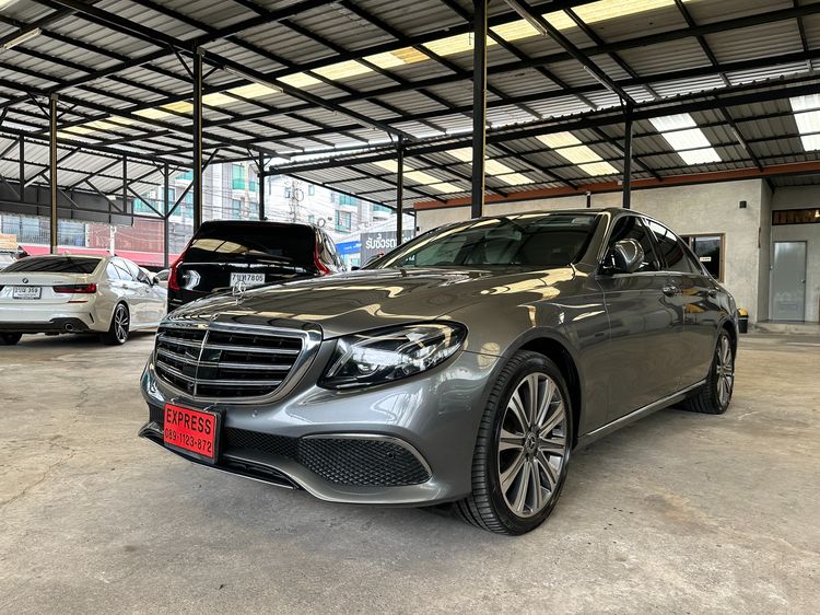 รถ Mercedes-Benz E-Class E350 สี เทา