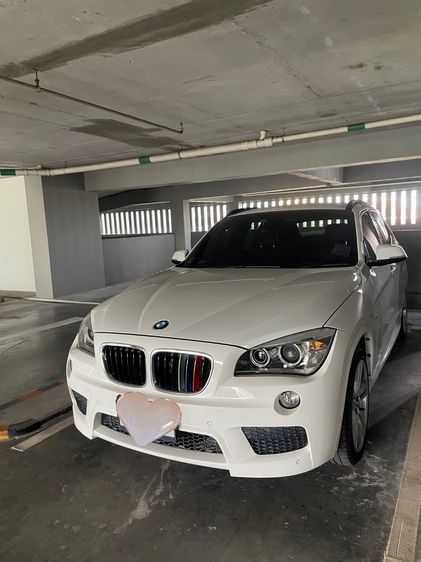 BMW X1 2017 2.0 sDrive20i M Sport Utility-car เบนซิน ไม่ติดแก๊ส เกียร์อัตโนมัติ ขาว รูปที่ 2