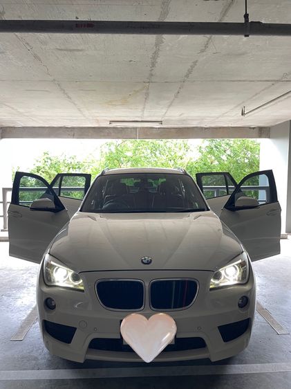 รถ BMW X1 2.0 sDrive20i M Sport สี ขาว