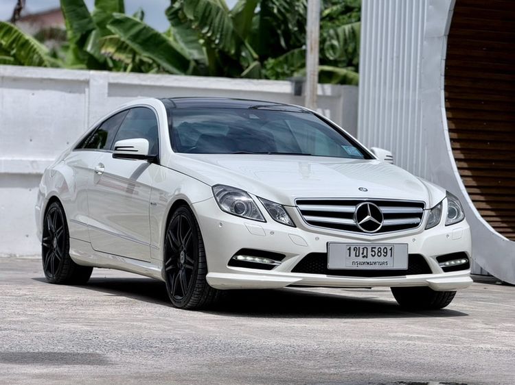 Mercedes-Benz E-Class 2012 E200 CGI Sedan เบนซิน ไม่ติดแก๊ส เกียร์อัตโนมัติ ขาว