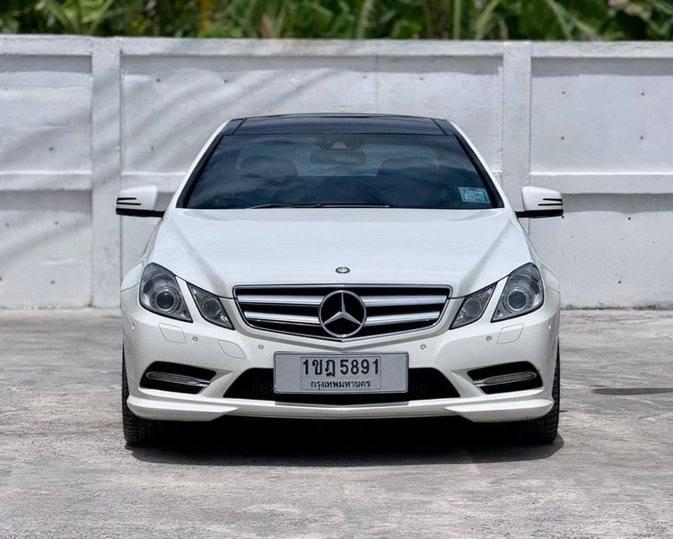 Mercedes-Benz E-Class 2012 E200 CGI Sedan เบนซิน ไม่ติดแก๊ส เกียร์อัตโนมัติ ขาว รูปที่ 2