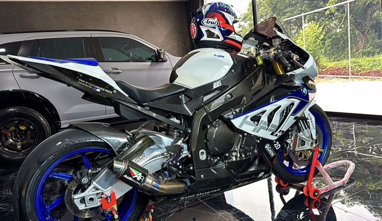 BMW Hp4 รูปที่ 2