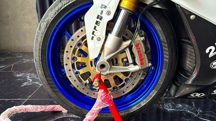 BMW Hp4 รูปที่ 9