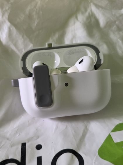 AirPods pro 2 USB C ใช้เองมือเดียว ของแท้💯 ใช้งานปกติทุกโหมด แบตไม่เสื่อม รูปที่ 3