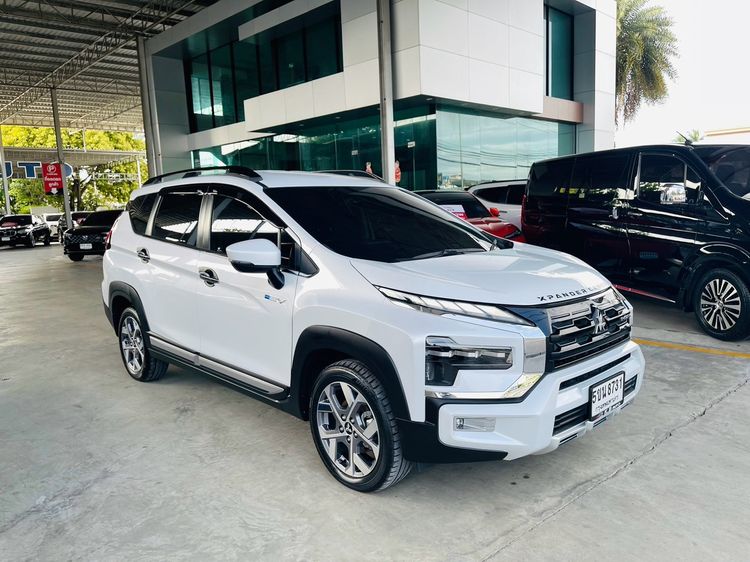 Mitsubishi Xpander 2024 1.6 HEV Sedan ไฮบริด ไม่ติดแก๊ส เกียร์อัตโนมัติ ขาว รูปที่ 2