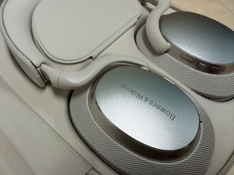 หูฟัง Bowers & Wilkins Px7 S3 สี Canvas White สภาพสวย 99% ไร้ริ้วรอย รูปที่ 5