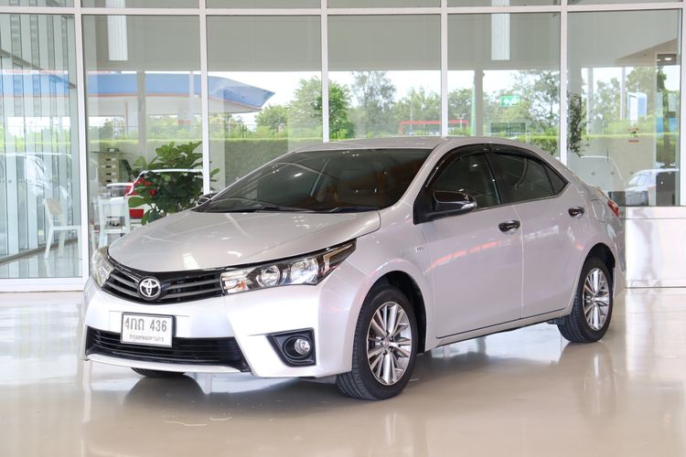 Toyota Altis 2015 1.8 E Sedan เบนซิน ไม่ติดแก๊ส เกียร์อัตโนมัติ เทา รูปที่ 3