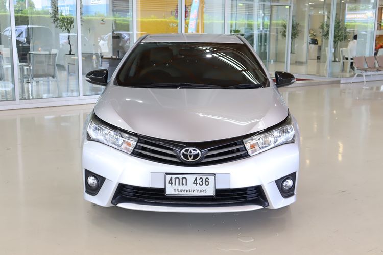 Toyota Altis 2015 1.8 E Sedan เบนซิน ไม่ติดแก๊ส เกียร์อัตโนมัติ เทา รูปที่ 2