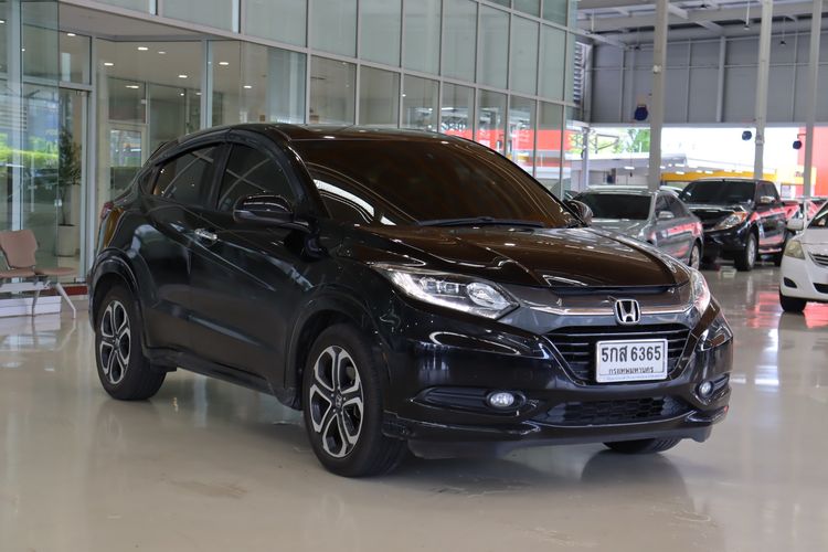 HR-V 1.8 E LIMITEDปี16 ทะเบียน6365