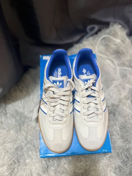 รองเท้าผ้าใบ adidas สภาพมือ1
