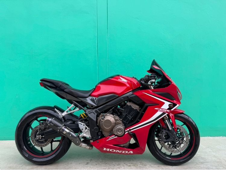 Honda CBR650R สีแดง ปี2020  กุญแจ