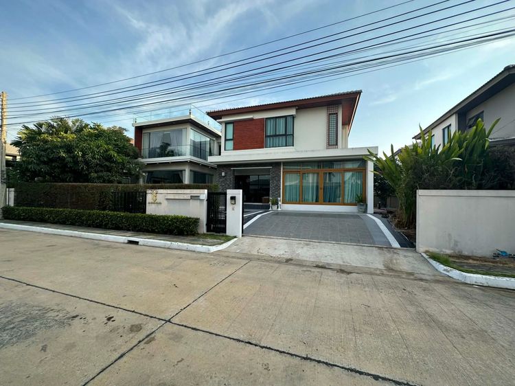 Land and Houses ตกแต่งครบ สร้างเสร็จก่อน 2010 ให้เช่าหมู่บ้านมัณฑนา เทียนทะเล   🏠บ้านเดี่ยวหลังใหญ่  รูปที่ 3