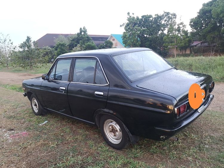 รถ Nissan Sunny 1.3 DX สี ดำ