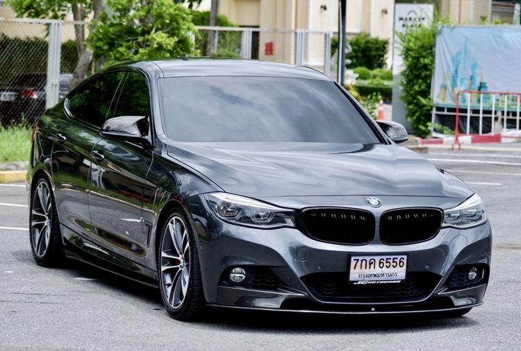 รถ BMW Series 3 320d สี เทา