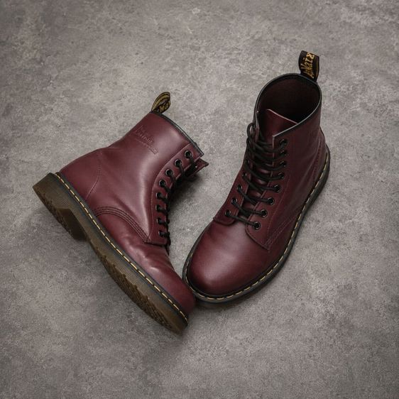 อื่นๆ รองเท้าบู๊ท หนังสังเคราะห์ UK 8 | EU 42 | US 8.5 น้ำตาล 🥾 ขาย Dr. Martens 1460 สี Cherry Red / Oxblood 📏 Size 42 (EU)