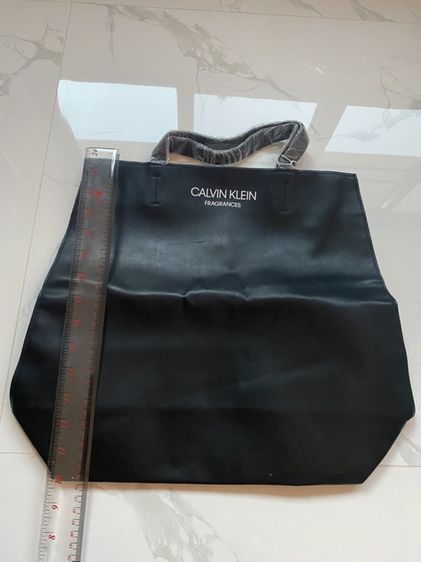 กระเป๋าถือ Calvin Klein รูปที่ 6