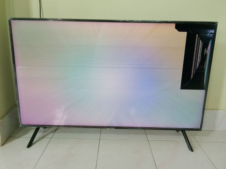 ขาย Samsung 49" UHD 4K Smart TV NU7100 Series 7 2018 จอแตก 1000บาท