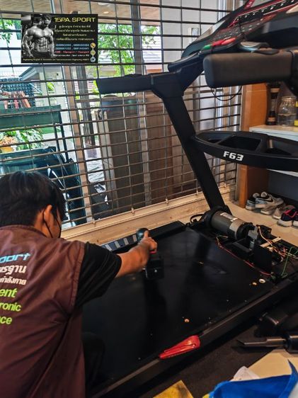 ช่างเปลี่ยนสายพานลู่วิ่งไฟฟ้าSole​ f63​ ช่างซ่อมลู่วิ่งไฟฟ้าโชคชัย4 ซ่อมได้ทุกรุ่น​ ทุกยี่ห้อ​ ทุกอาการบริการถึงบ้านท่านทั่วไทย รูปที่ 16