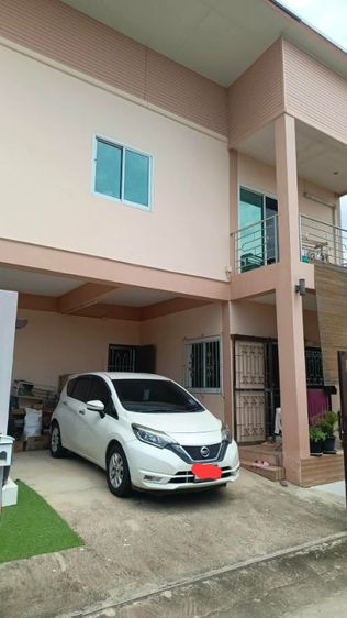 รถ Nissan Note 1.2 V สี ขาว
