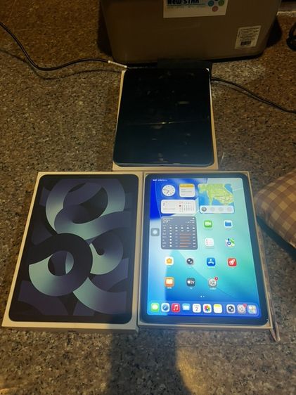 ขายiPadAir5 M1 สีBlue256กิ๊กมีกล่องจอสวยๆไม่เหลืองไม่ไบร้ไม่จุดหายากการใช้งานดีทุกๆฟังชั่นถูกๆ