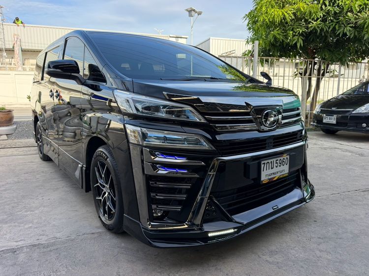 Toyota Vellfire 2018 2.5 HV X 4WD Van ไฮบริด ไม่ติดแก๊ส เกียร์อัตโนมัติ ดำ รูปที่ 3