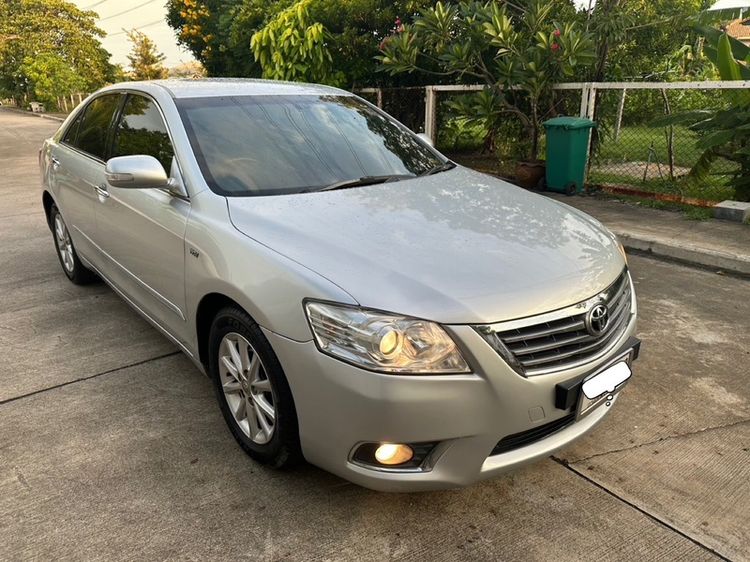 รถ Toyota Camry 2.0 G สี เทา