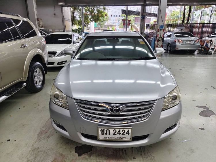 รถ Toyota Camry 2.0 G สี บรอนซ์เงิน