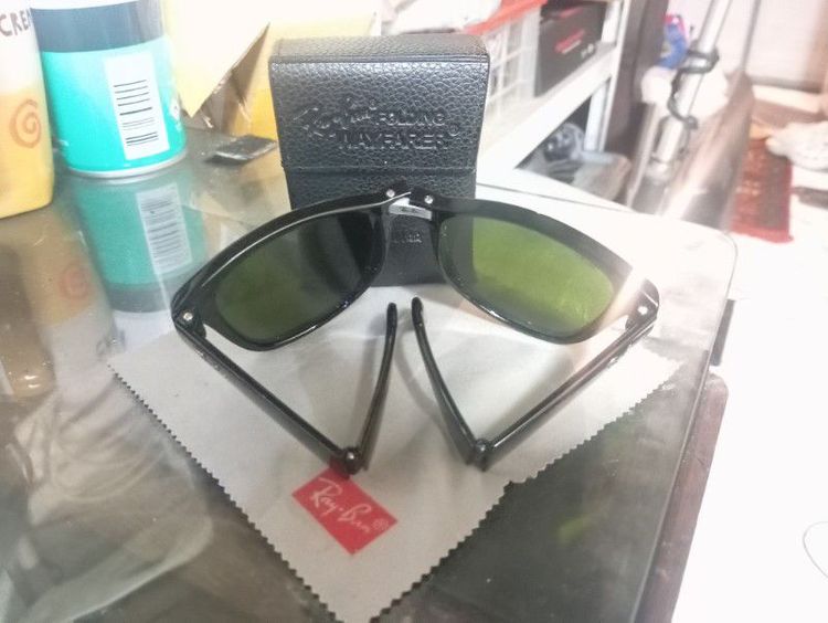 แว่น Ray Ban Wayfater Folding พับได้ รุ่นRB4105 ขนาด 54/18 สีเลนส์เป็นเลนส์ปรอทฟ้า สภาพใหม่ไร้ตำหนิ อุปกรณ์มีตามรูป รูปที่ 7