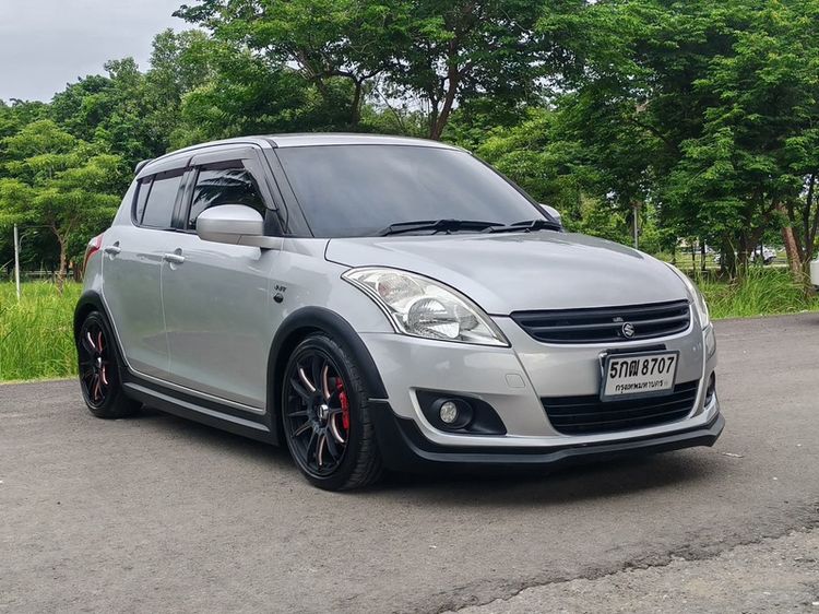 รถ Suzuki Swift 1.2 GL สี เทา