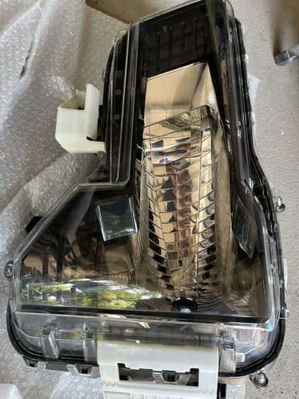 ขายโคมไฟหน้า Mitsubishi xpander gt ปี2022 รูปที่ 4