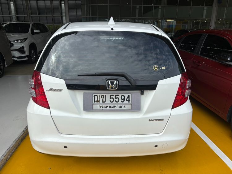 Honda Jazz 2008 1.5 V Sedan เบนซิน ไม่ติดแก๊ส เกียร์อัตโนมัติ ขาว รูปที่ 4