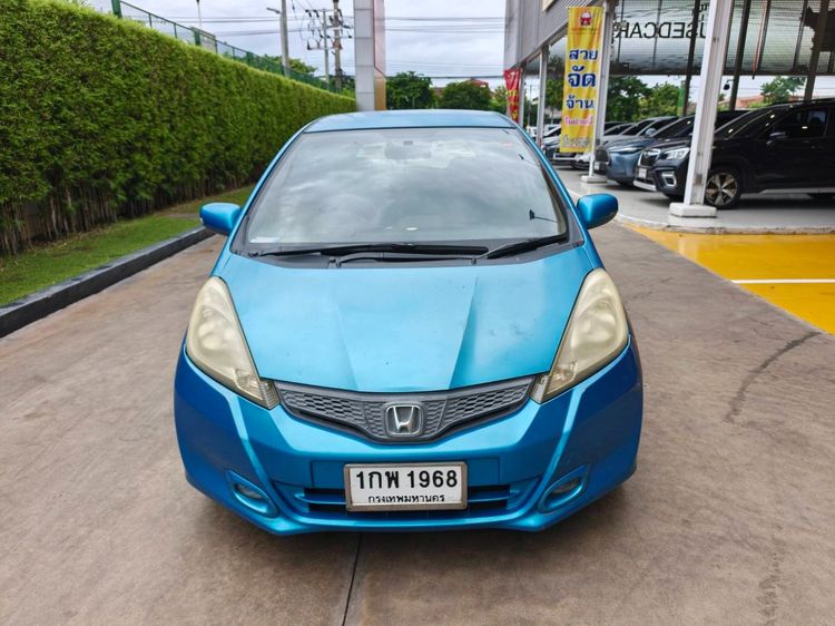 รถ Honda Jazz 1.5 S สี ฟ้า
