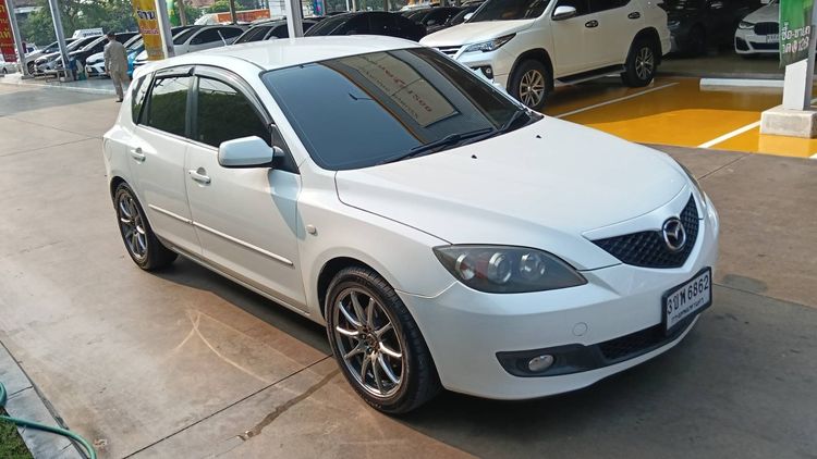 รถ Mazda Mazda3 1.6 V สี ขาว