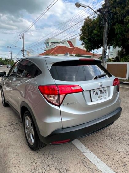 Honda HR-V 2014 1.8 E Sedan เบนซิน ไม่ติดแก๊ส เกียร์อัตโนมัติ เทา รูปที่ 2