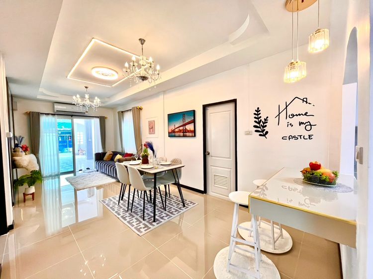 ตกแต่งครบ ขายบ้านเดี่ยวพัทยา 3 นอนรีโนเวทใหม่เฟอร์นิเจอร์ใหม่หิ้วกระเป๋าใบเดียวอยู่ได้เลย เจ้าของขายเอง รูปที่ 3
