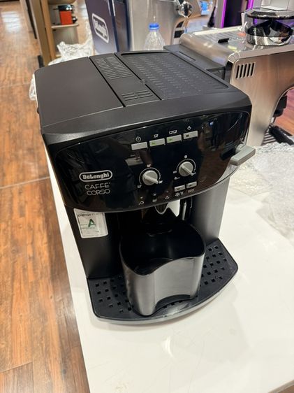 ส่งต่อเครื่องชงกาแฟอัตโนมัติ De'Longhi Caffe Corso (รุ่น ESAM2600) รุ่นยอดนิยม  Made in Italy ตัวเครื่องดีไซน์คลาสสิก สภาพสวยมาก รูปที่ 3