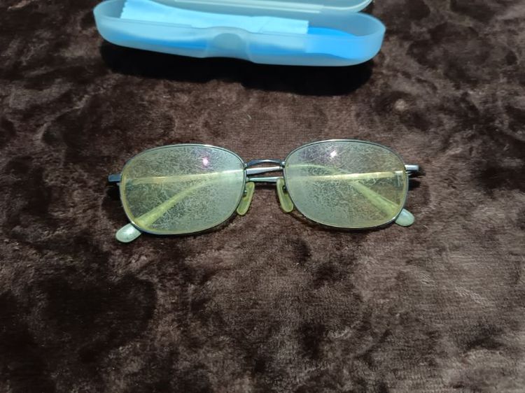 กรอบแว่นตา Burberry vintage