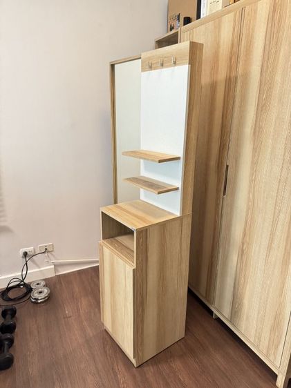 โต๊ะเครื่องแป้งแบบยืน มือสอง (ตู้เอนกประสงค์) แบรนด์ Koncept Furniture (คอนเซ็ปต์ เฟอร์นิเจอร์) สวย มารับสินค้าเอง รูปที่ 3