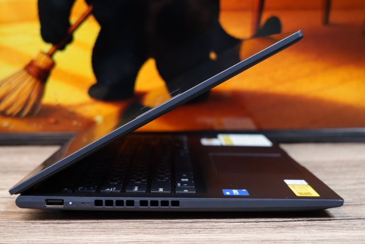 Asus Vivobook 15 i5-13420H Ram16 SSD512 จอ15.6นิ้ว FHD IPS สเปคสูงทำงานเก่ง จอใหญ่มีแป้นตัวเลขแยก ดีไซน์เรียบหรูเบาบาง เครื่องมีประกันศูนย์  รูปที่ 7