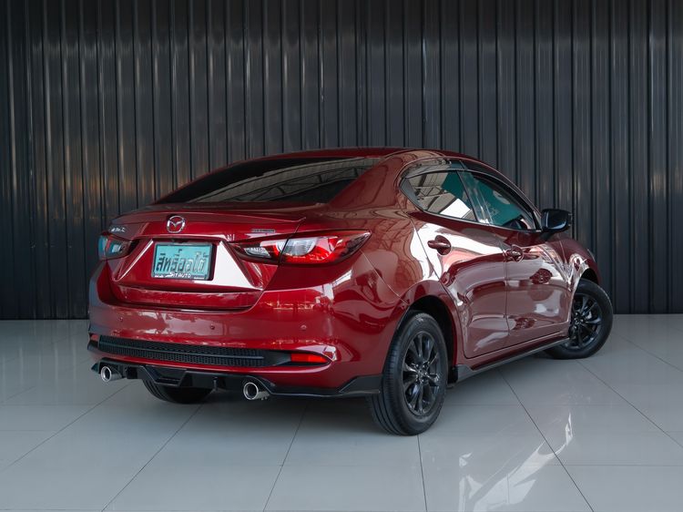 Mazda Mazda 2 2020 1.3 Skyactiv-G S Leather Sedan Sedan เบนซิน ไม่ติดแก๊ส เกียร์อัตโนมัติ แดง รูปที่ 4