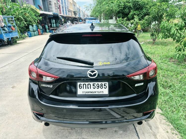 Mazda Mazda3 2017 2.0 S Sedan เบนซิน ไม่ติดแก๊ส เกียร์อัตโนมัติ ดำ รูปที่ 4