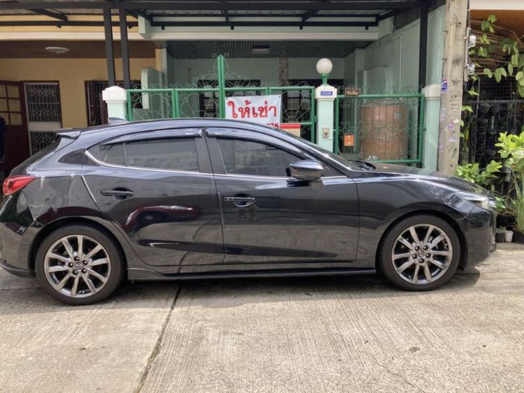 รถ Mazda Mazda3 2.0 S สี ดำ