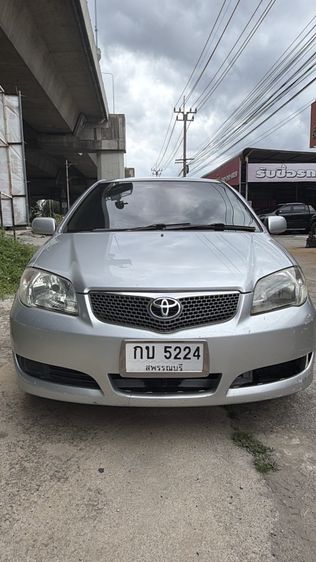 รถ Toyota Vios 1.5 E สี เทา